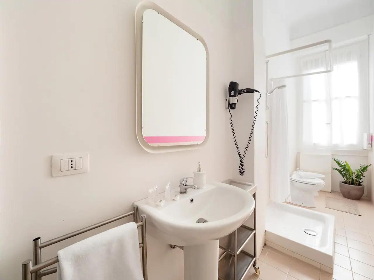 Apartament Trilocale 4/5 Ospiti In Stazione Mediolan Zewnętrze zdjęcie